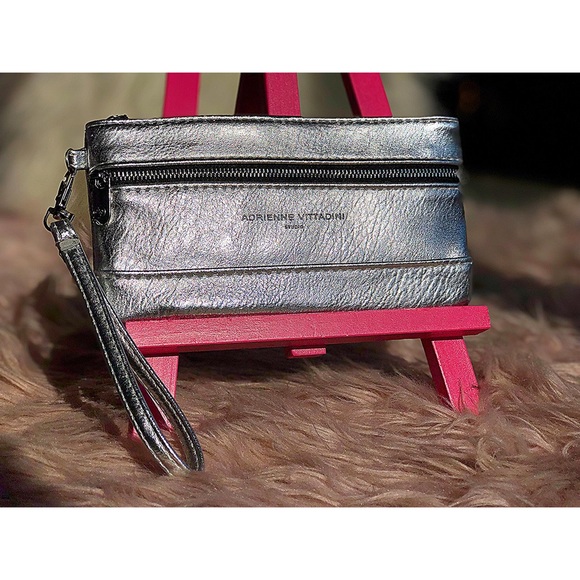 Various Clutches & Wallets Package Deal - Picture 7 of 7